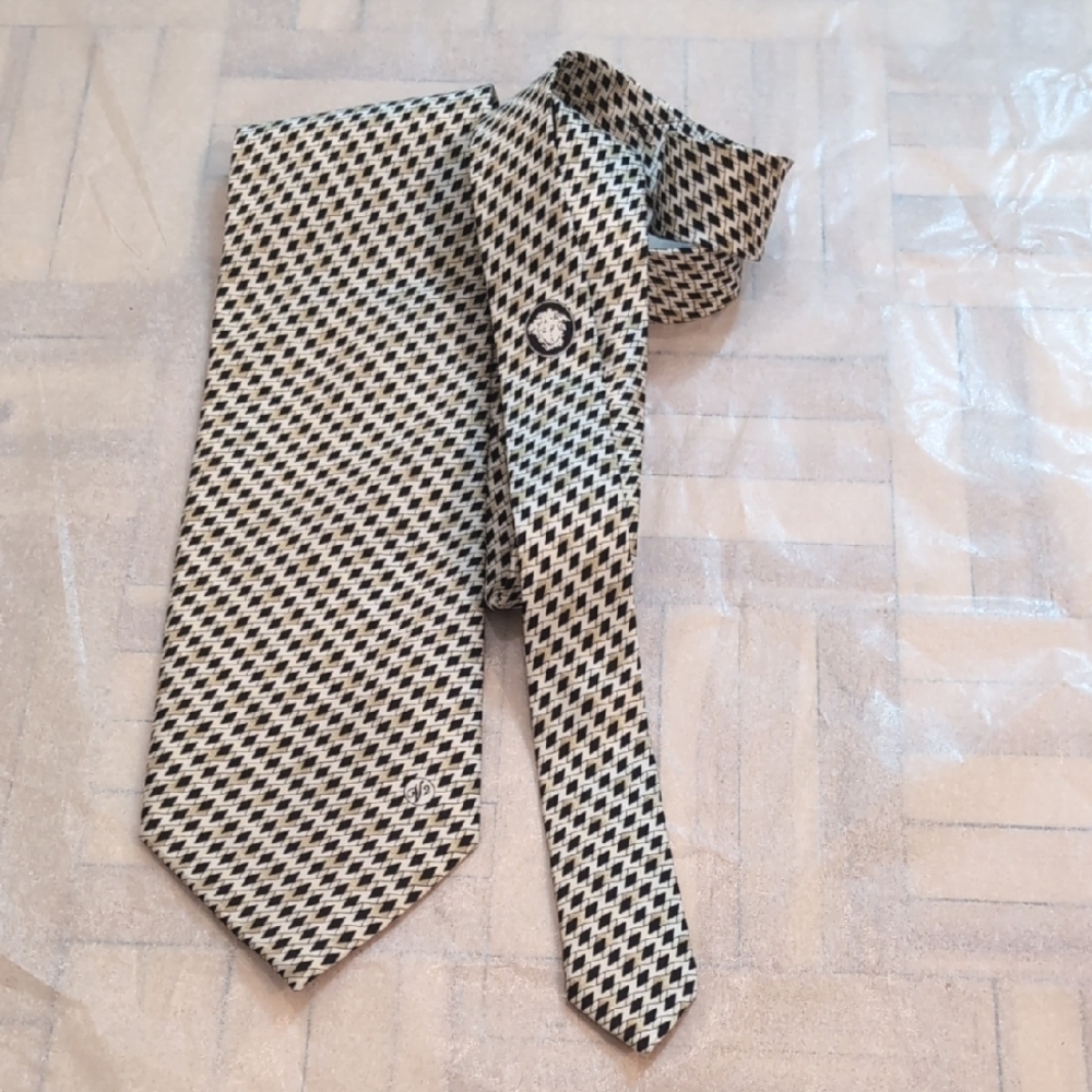 Gianni Versace Classic Silk Tie